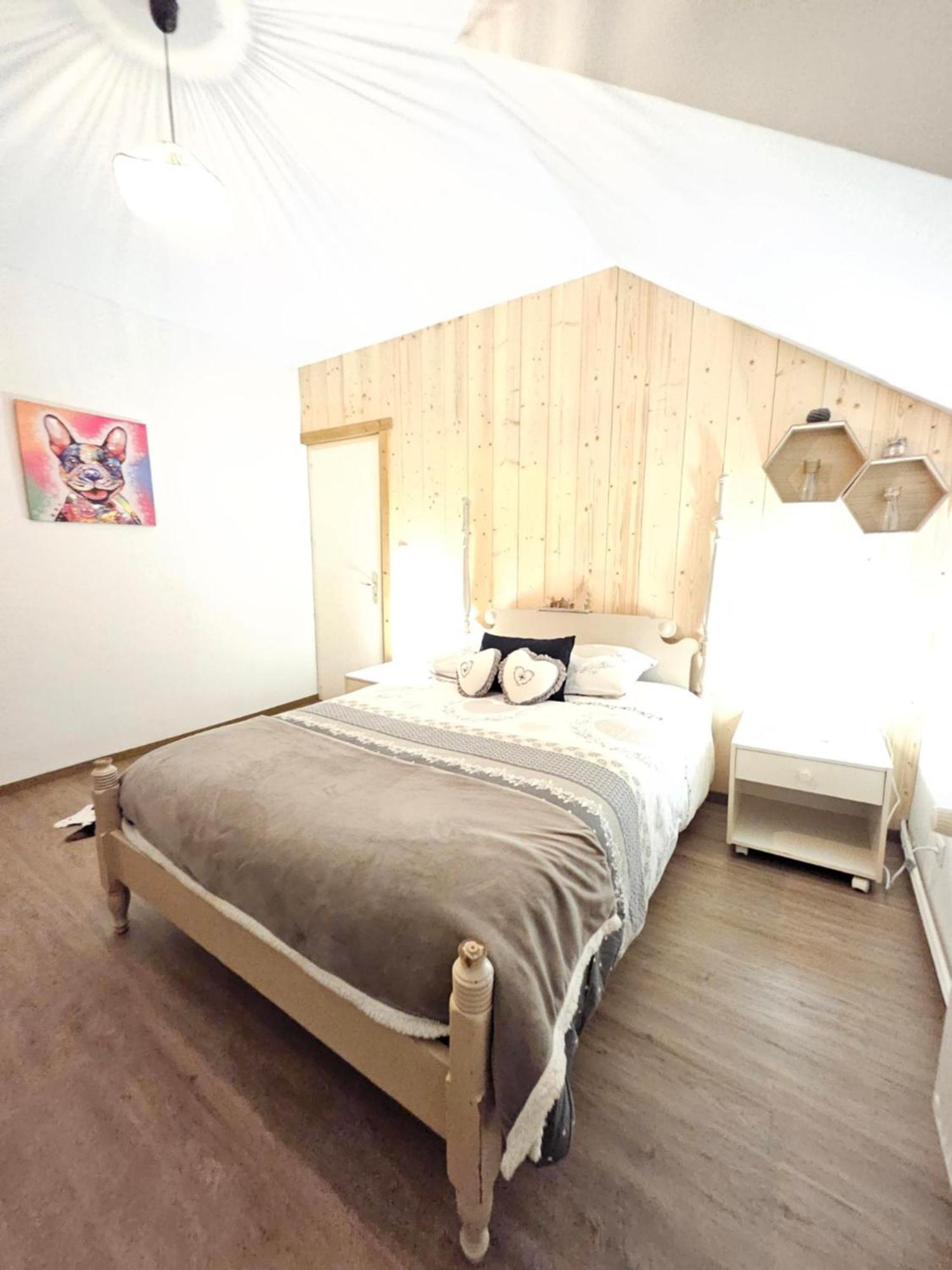 Gite Eglantine 2 A 6 Personnes Avec Spa Et Salle De Jeux Dans La Residence Ventron Exterior photo