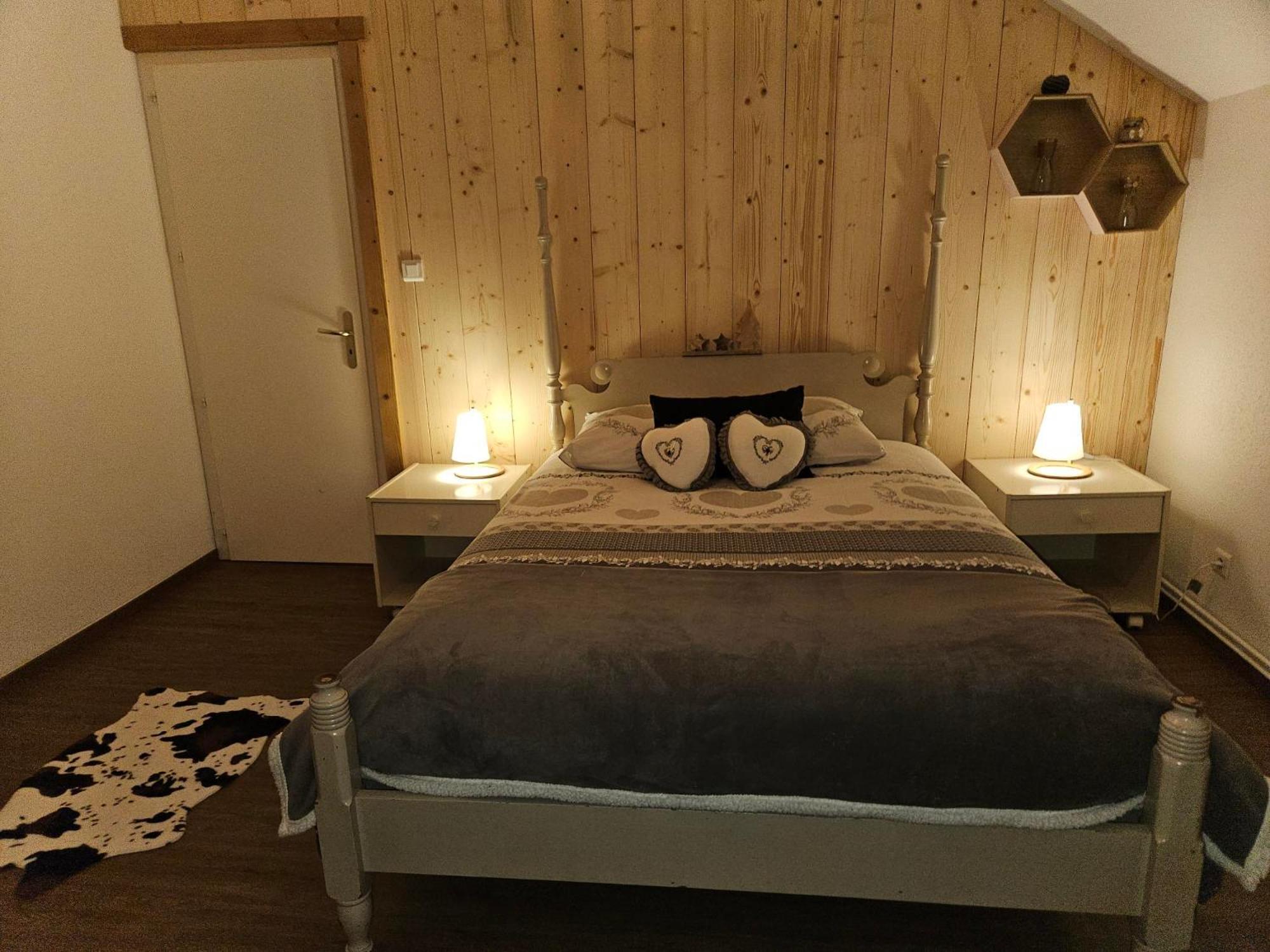 Gite Eglantine 2 A 6 Personnes Avec Spa Et Salle De Jeux Dans La Residence Ventron Exterior photo